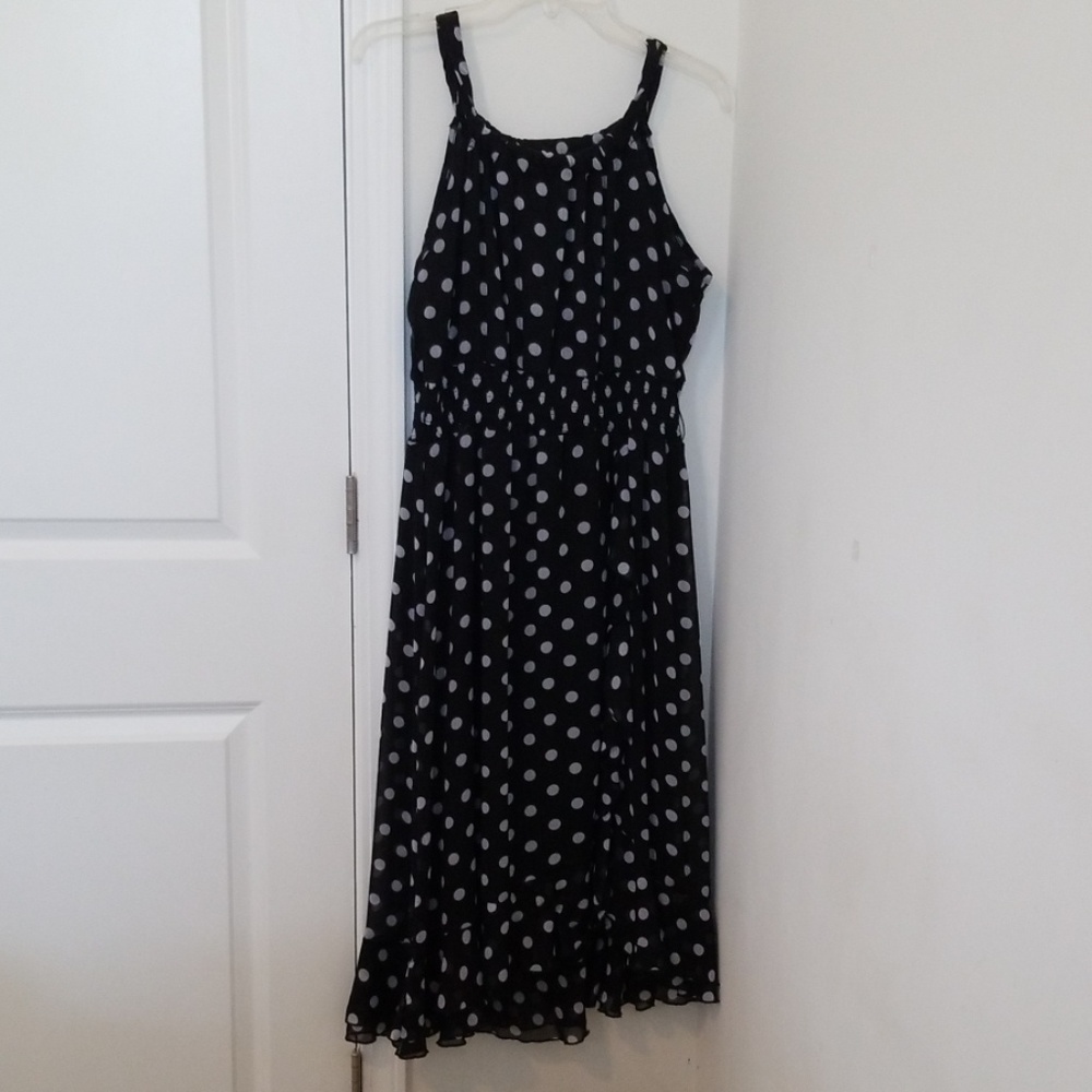 Polka dot dress!